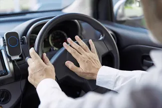 運転中のイメージ写真